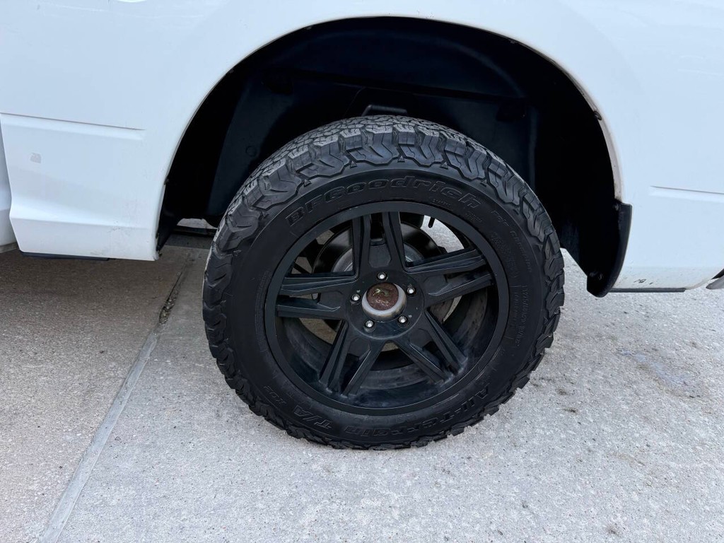 Ram 1500 Vehicle Full-screen Gallery Image 38