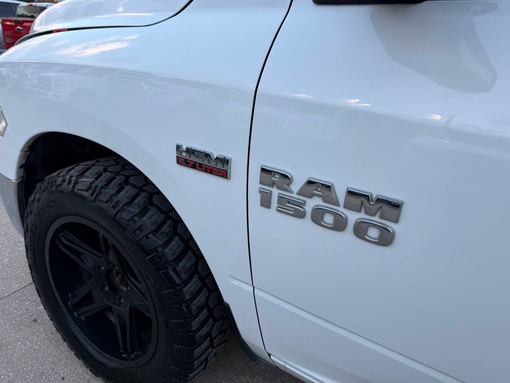 Ram 1500 Vehicle Full-screen Gallery Image 39
