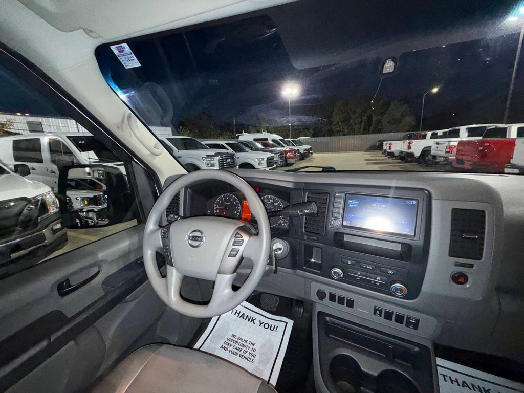 Nissan NV Cargo Vehicle Full-screen Gallery Image 16