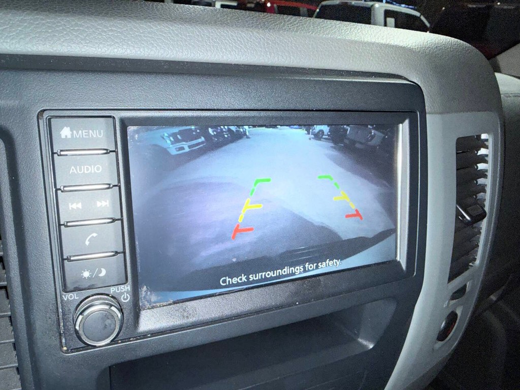 Nissan NV Cargo Vehicle Full-screen Gallery Image 19