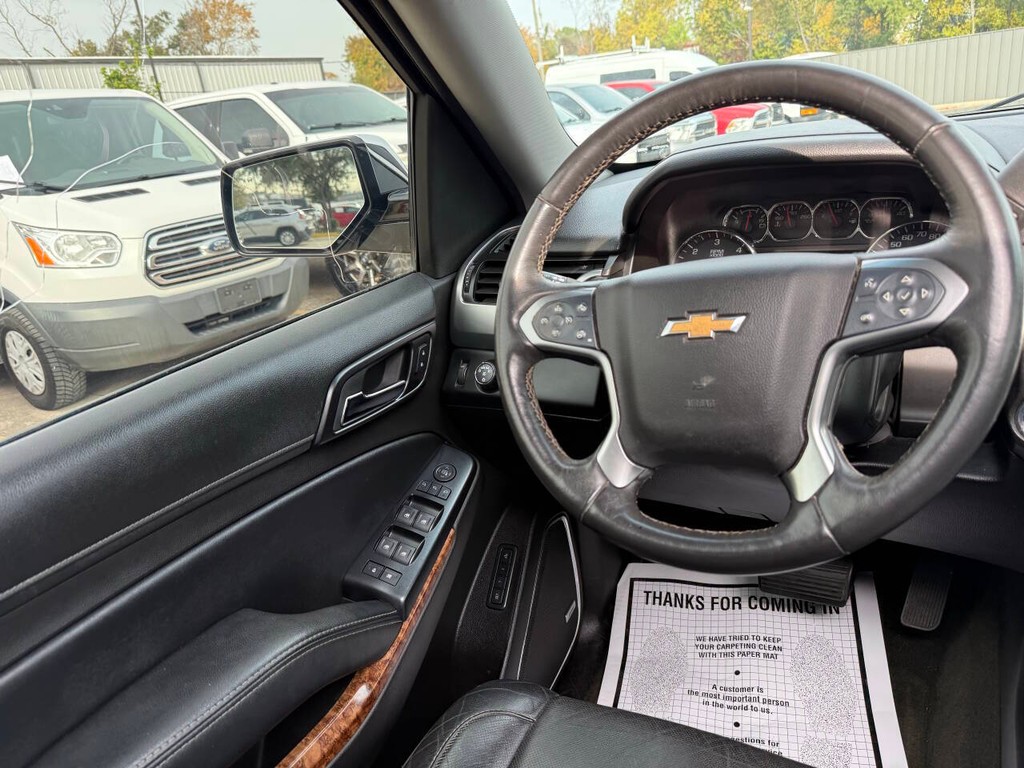 Chevrolet Tahoe Vehicle Full-screen Gallery Image 21
