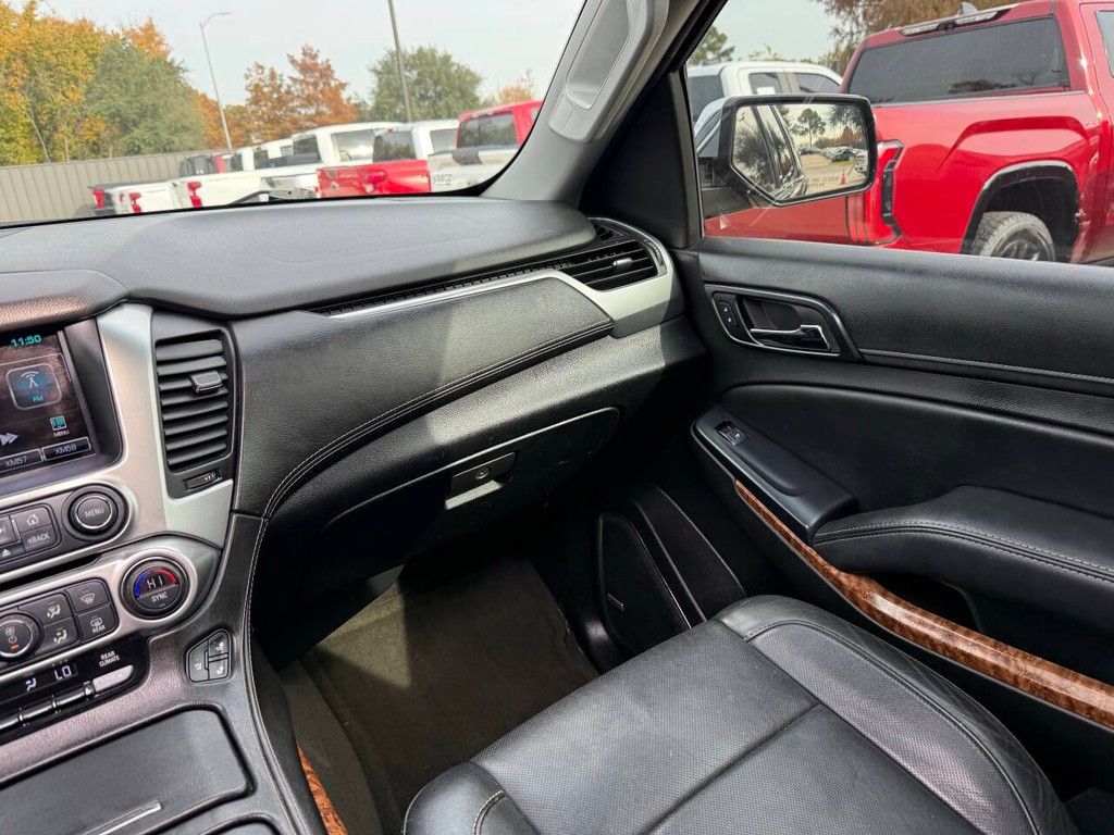 Chevrolet Tahoe Vehicle Full-screen Gallery Image 22