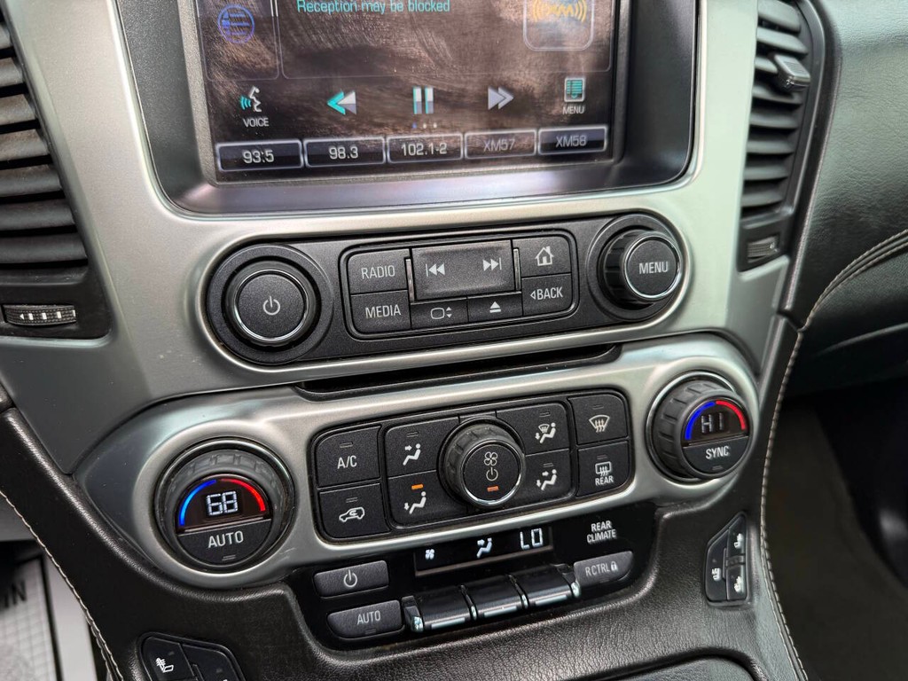 Chevrolet Tahoe Vehicle Full-screen Gallery Image 30