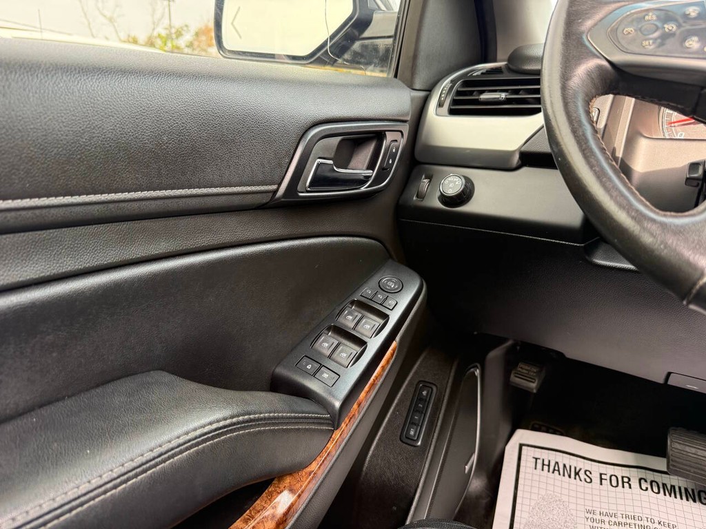 Chevrolet Tahoe Vehicle Full-screen Gallery Image 33