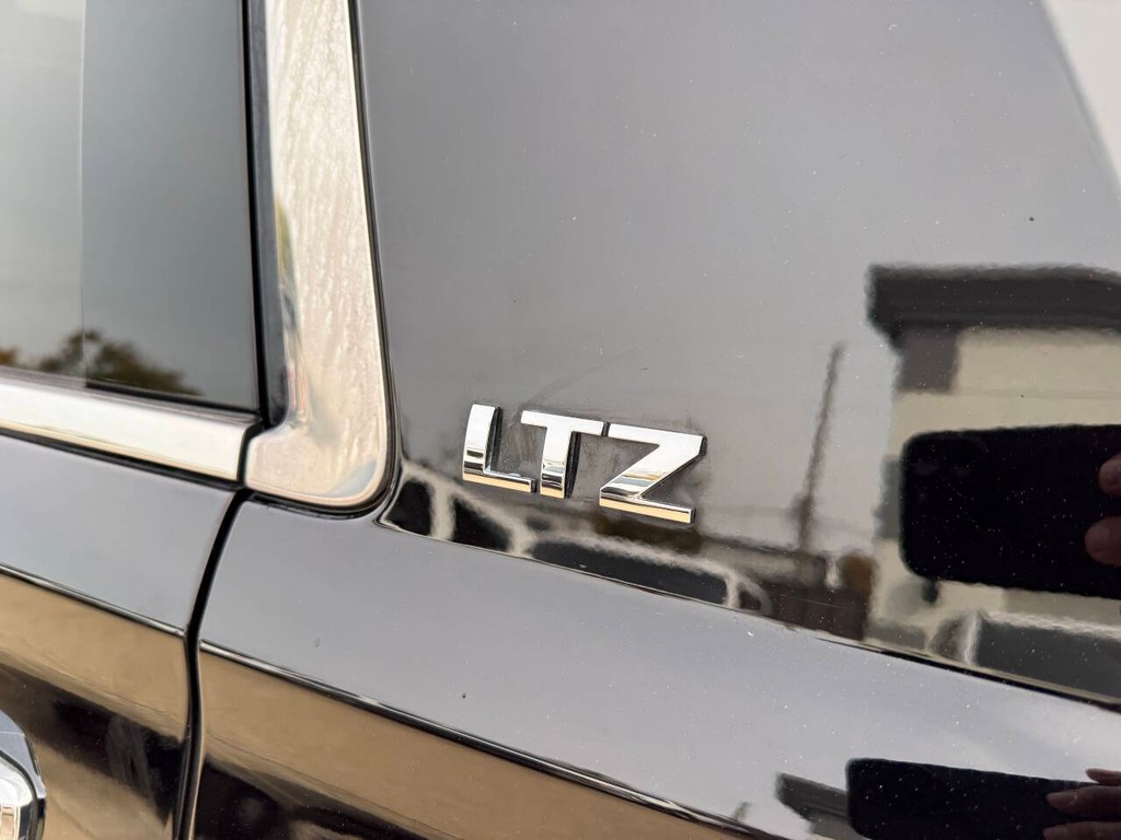 Chevrolet Tahoe Vehicle Full-screen Gallery Image 38