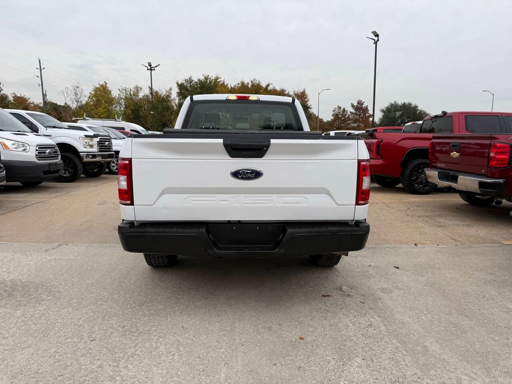 Ford F-150 Vehicle Full-screen Gallery Image 34