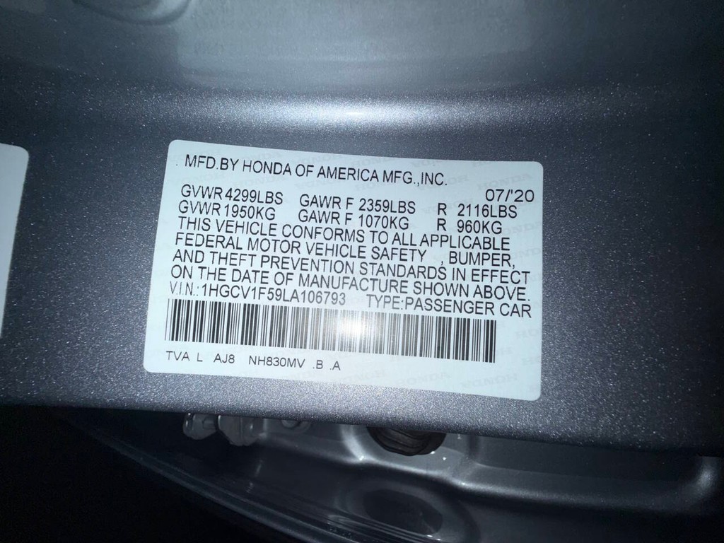 Honda Accord Sedan Vehicle Full-screen Gallery Image 12