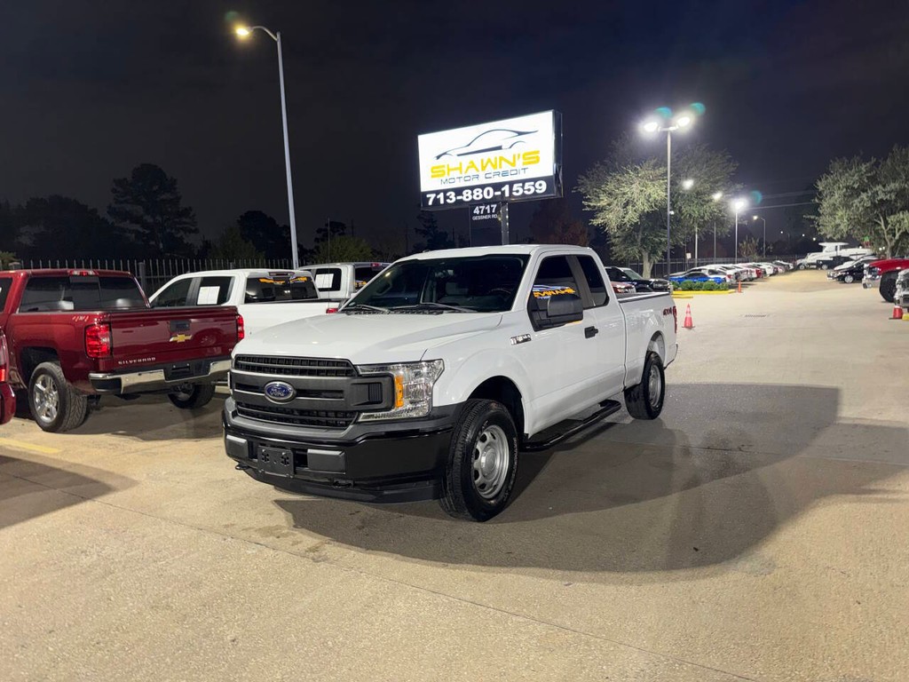 Ford F-150 Vehicle Full-screen Gallery Image 03