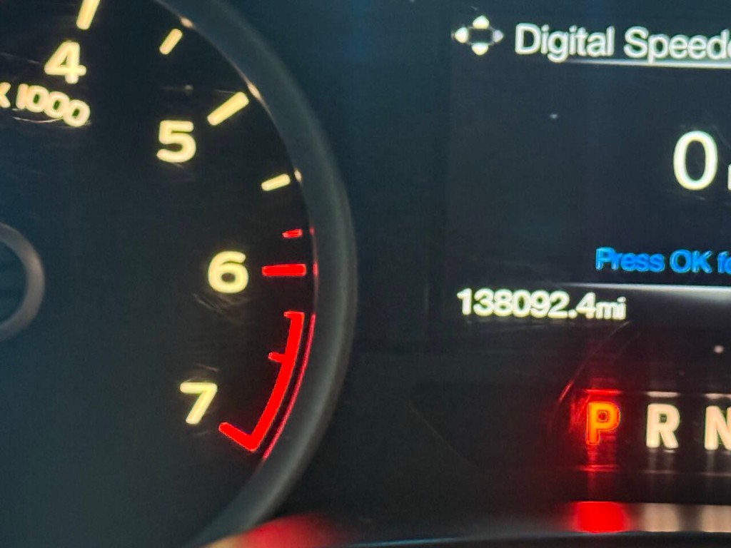 Ford F-150 Vehicle Full-screen Gallery Image 33