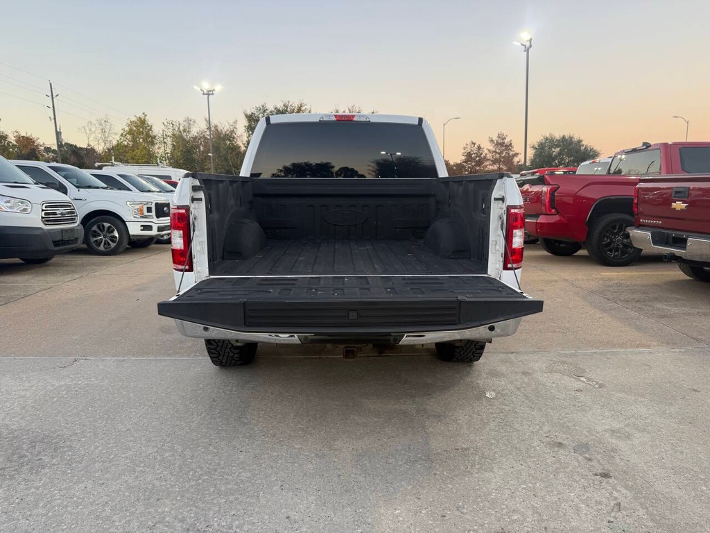 Ford F-150 Vehicle Full-screen Gallery Image 40