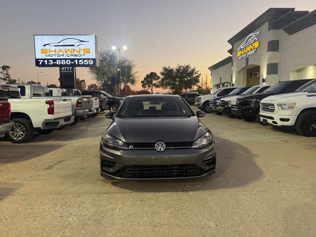 Volkswagen Golf R Vehicle Full-screen Gallery Image 42