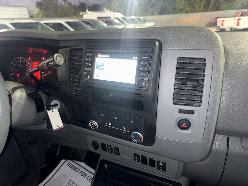 Nissan NV Cargo Vehicle Full-screen Gallery Image 16