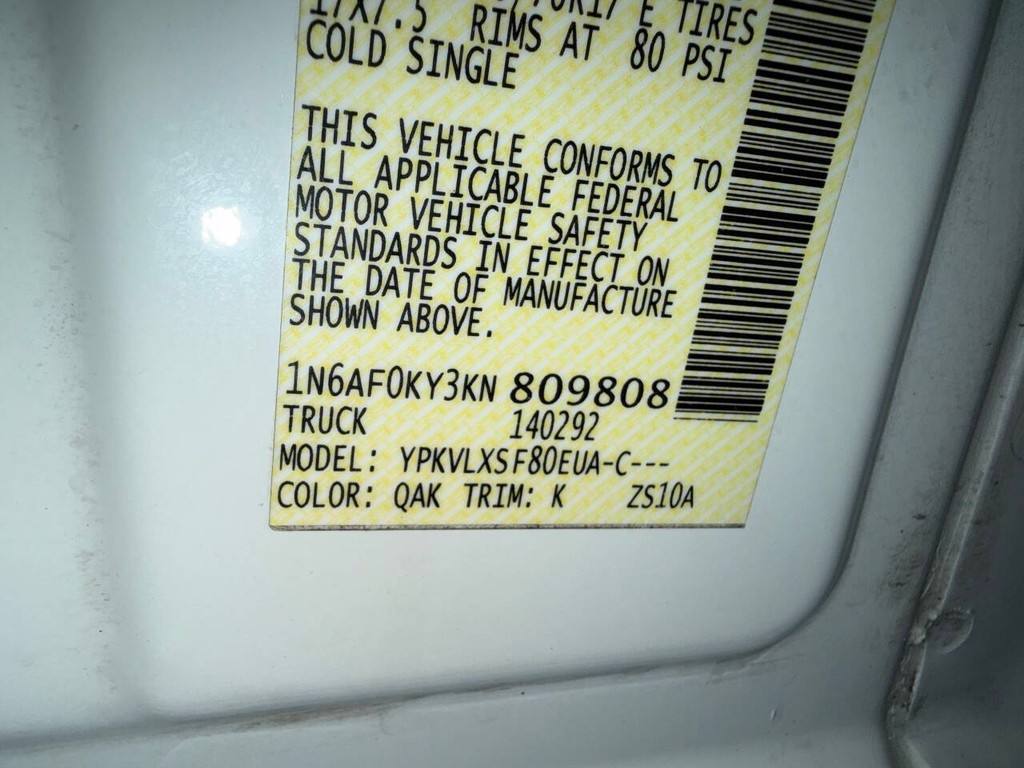 Nissan NV Cargo Vehicle Full-screen Gallery Image 27