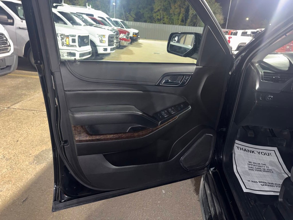 Chevrolet Tahoe Vehicle Full-screen Gallery Image 08