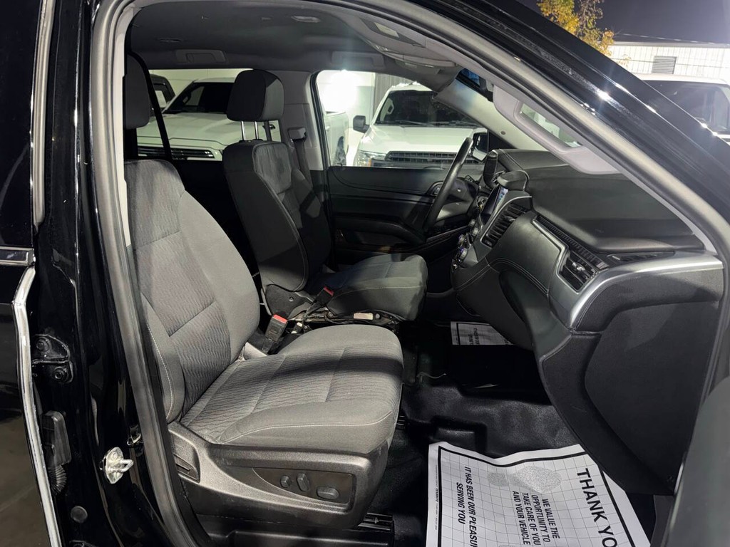 Chevrolet Tahoe Vehicle Full-screen Gallery Image 10