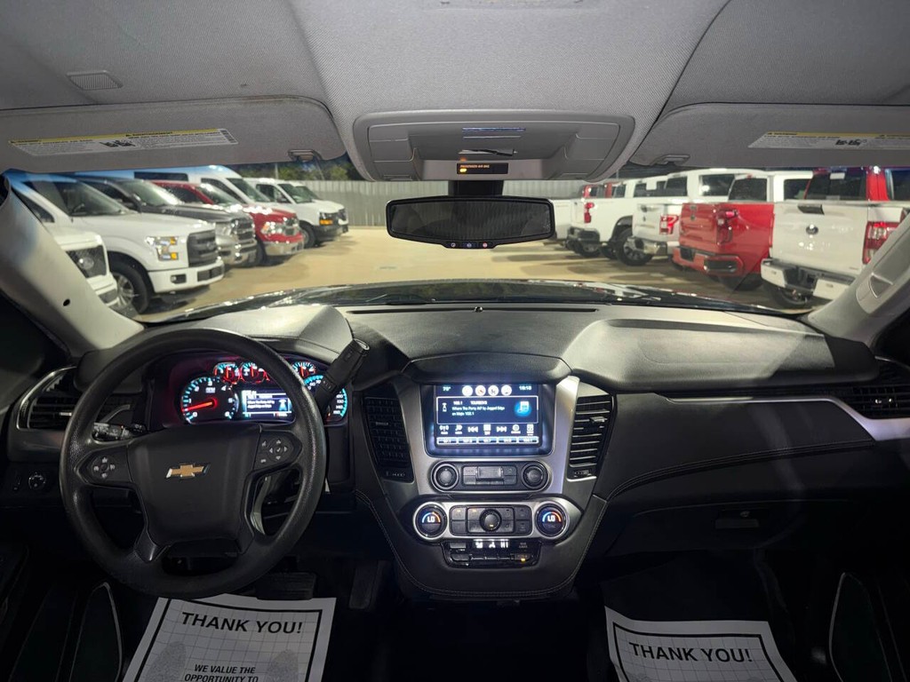 Chevrolet Tahoe Vehicle Full-screen Gallery Image 17