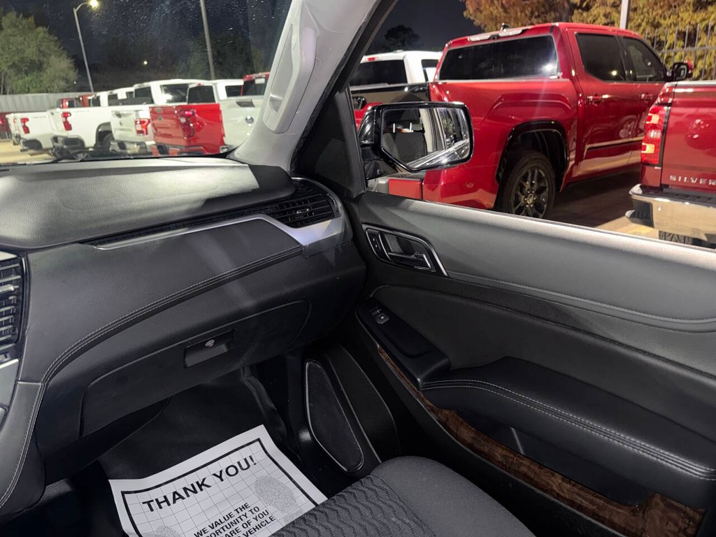 Chevrolet Tahoe Vehicle Full-screen Gallery Image 20