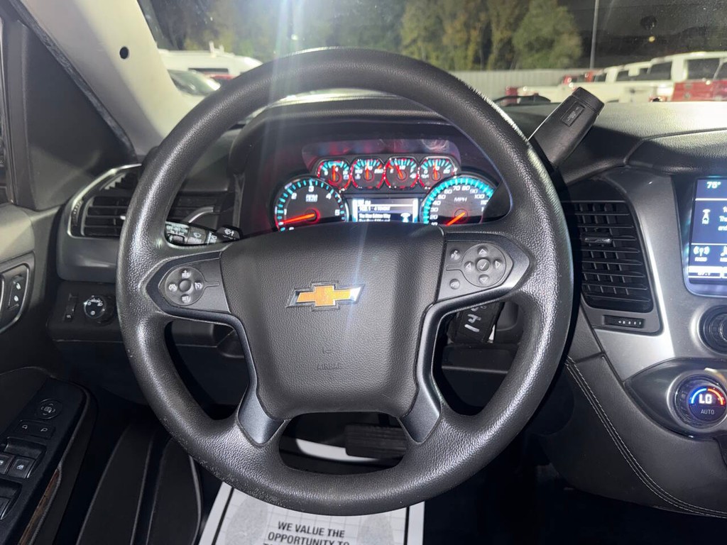 Chevrolet Tahoe Vehicle Full-screen Gallery Image 23