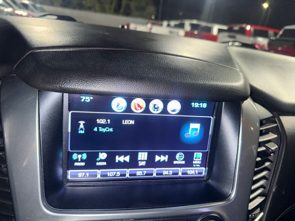 Chevrolet Tahoe Vehicle Full-screen Gallery Image 26