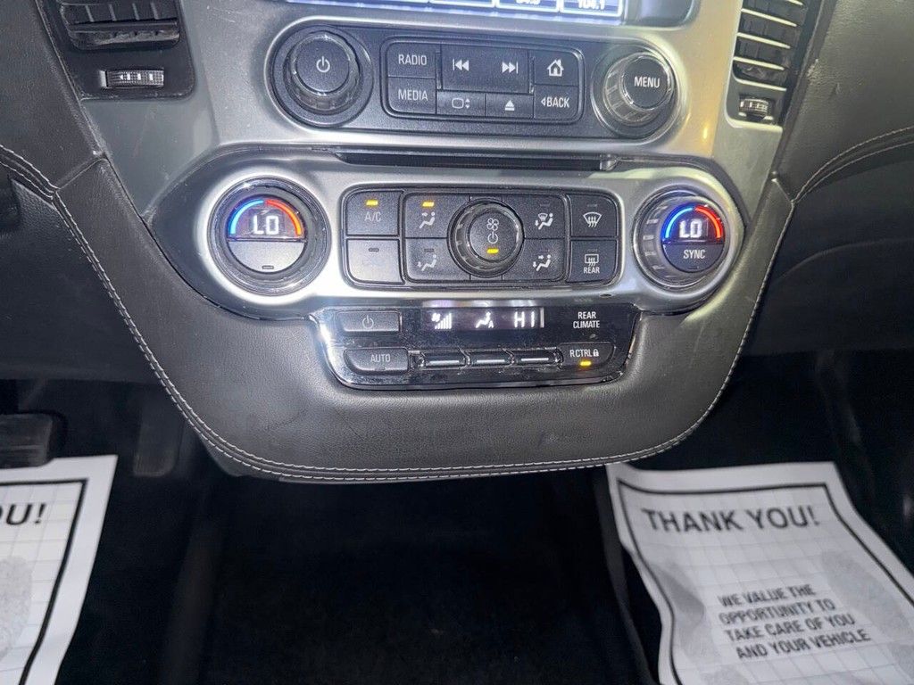 Chevrolet Tahoe Vehicle Full-screen Gallery Image 29