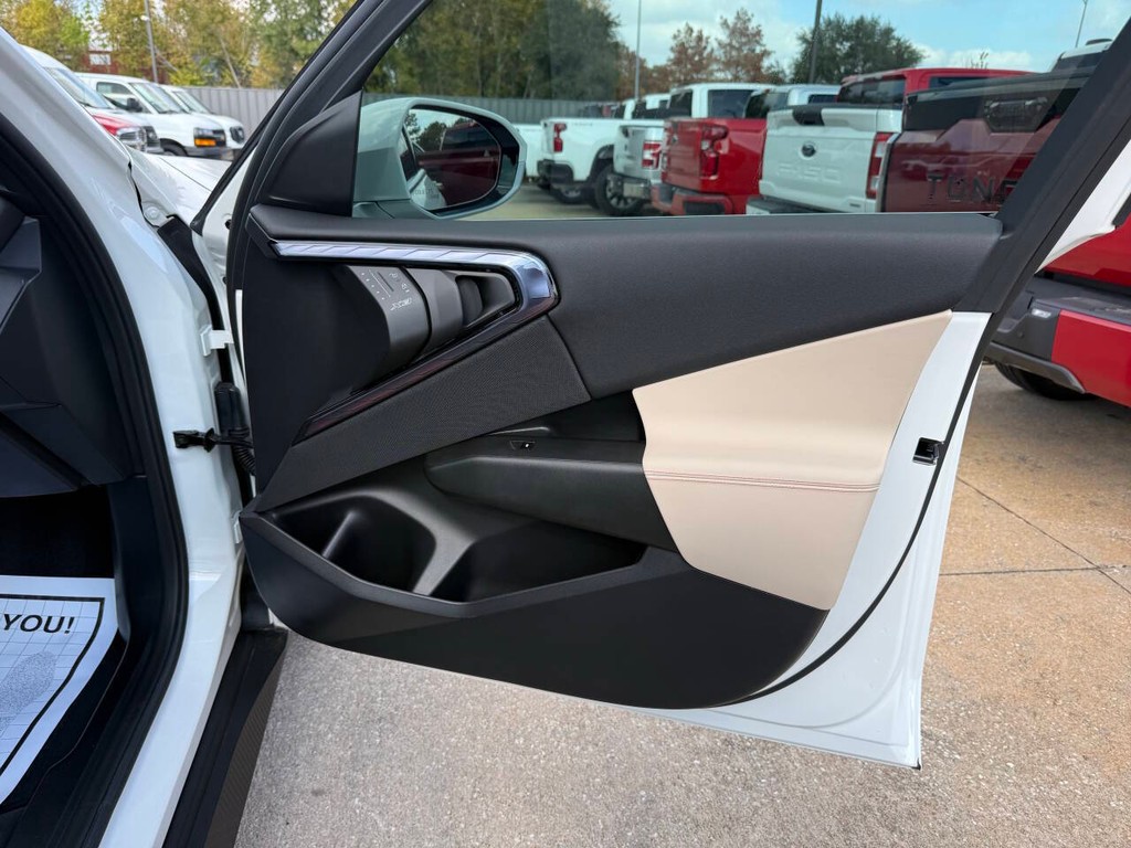 BMW X3 Vehicle Full-screen Gallery Image 11