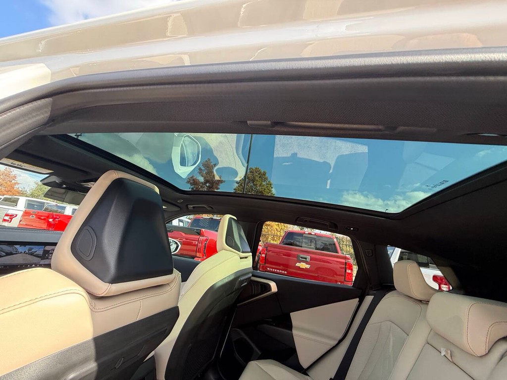 BMW X3 Vehicle Full-screen Gallery Image 31