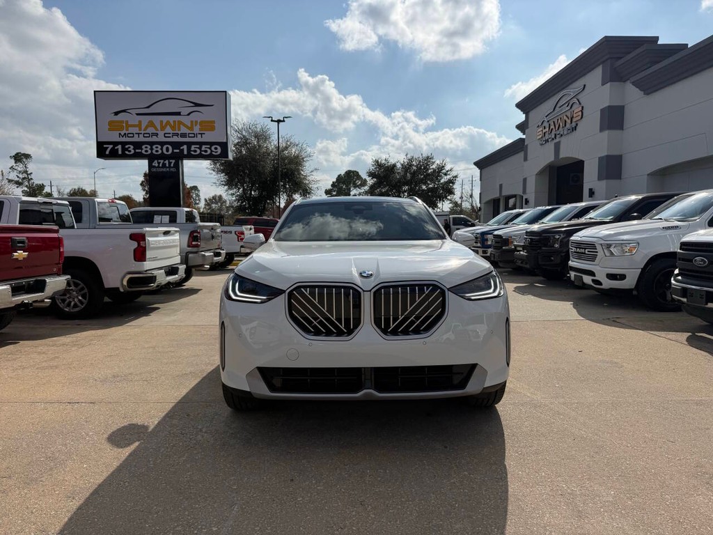 BMW X3 Vehicle Full-screen Gallery Image 42