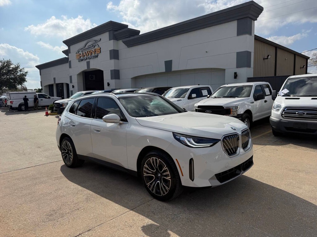 BMW X3 Vehicle Full-screen Gallery Image 43