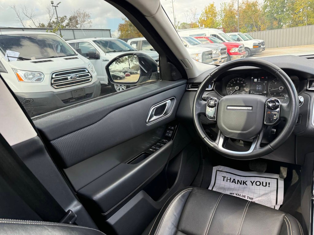 Land Rover Range Rover Velar Vehicle Full-screen Gallery Image 18