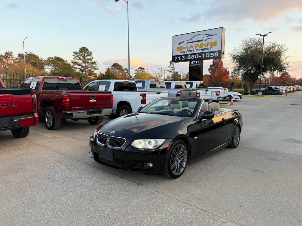 BMW 3 Series Vehicle Full-screen Gallery Image 42