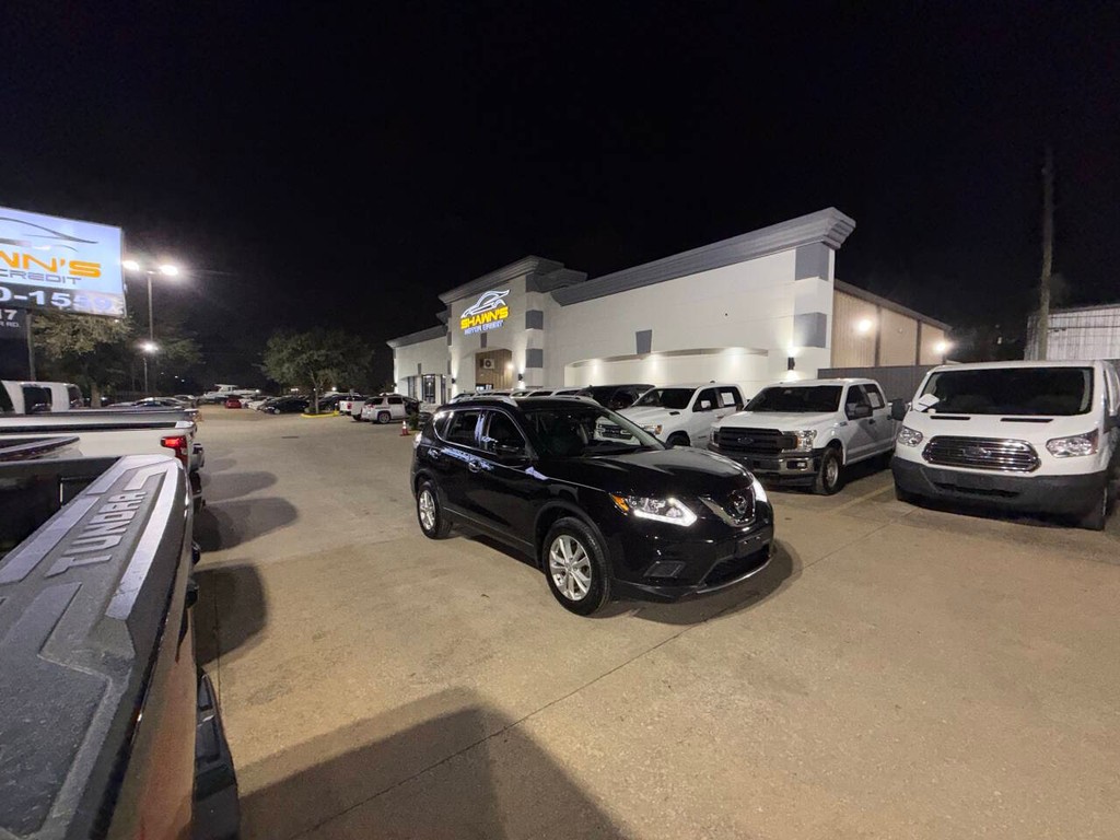 Nissan Rogue Vehicle Full-screen Gallery Image 43