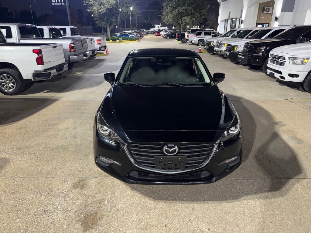 Mazda Mazda3 Sedan Vehicle Full-screen Gallery Image 37