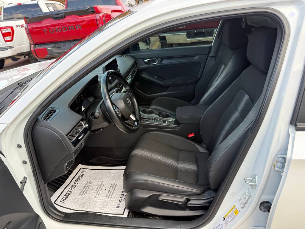 Honda Civic Sedan Vehicle Full-screen Gallery Image 07