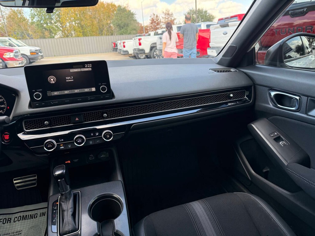 Honda Civic Sedan Vehicle Full-screen Gallery Image 20