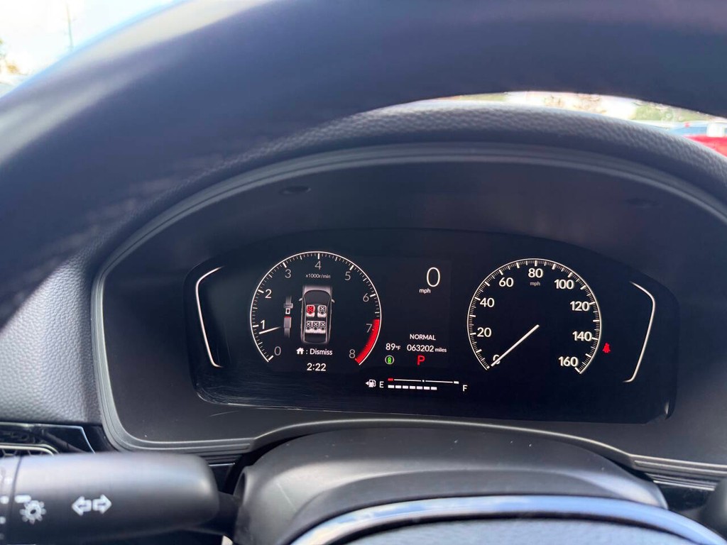 Honda Civic Sedan Vehicle Full-screen Gallery Image 30