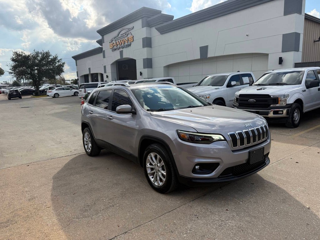 Jeep Cherokee Vehicle Full-screen Gallery Image 02