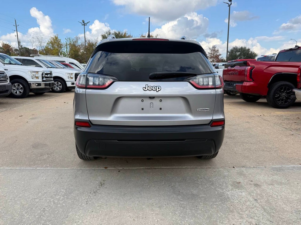 Jeep Cherokee Vehicle Full-screen Gallery Image 42