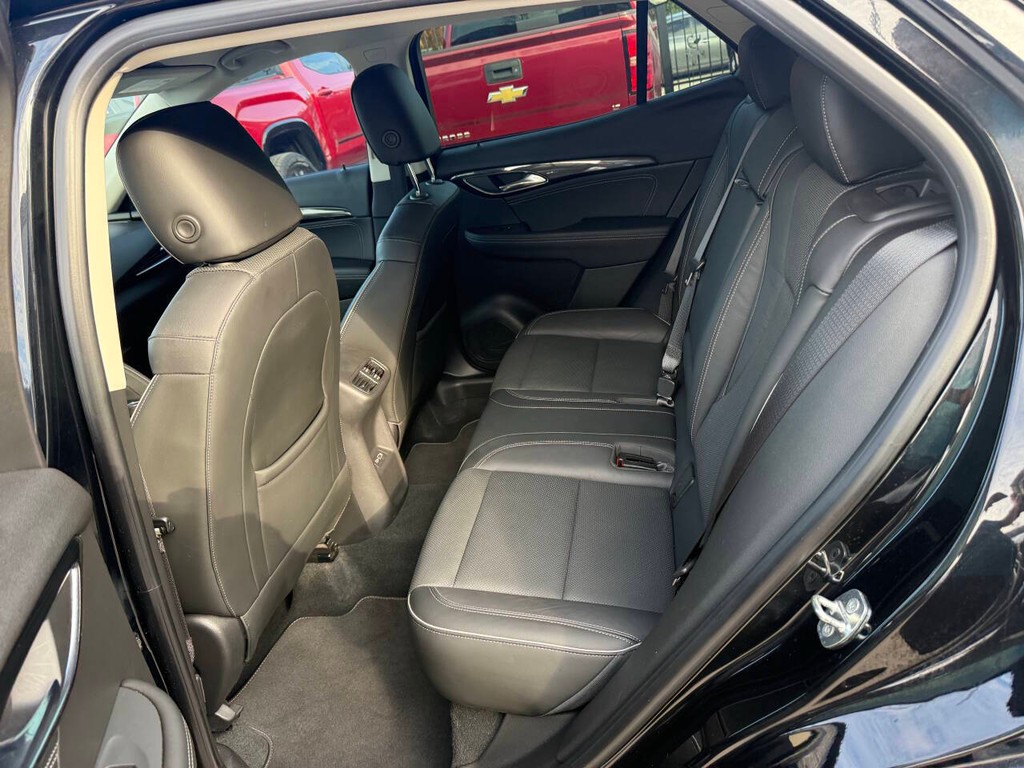 Buick Envision Vehicle Full-screen Gallery Image 13