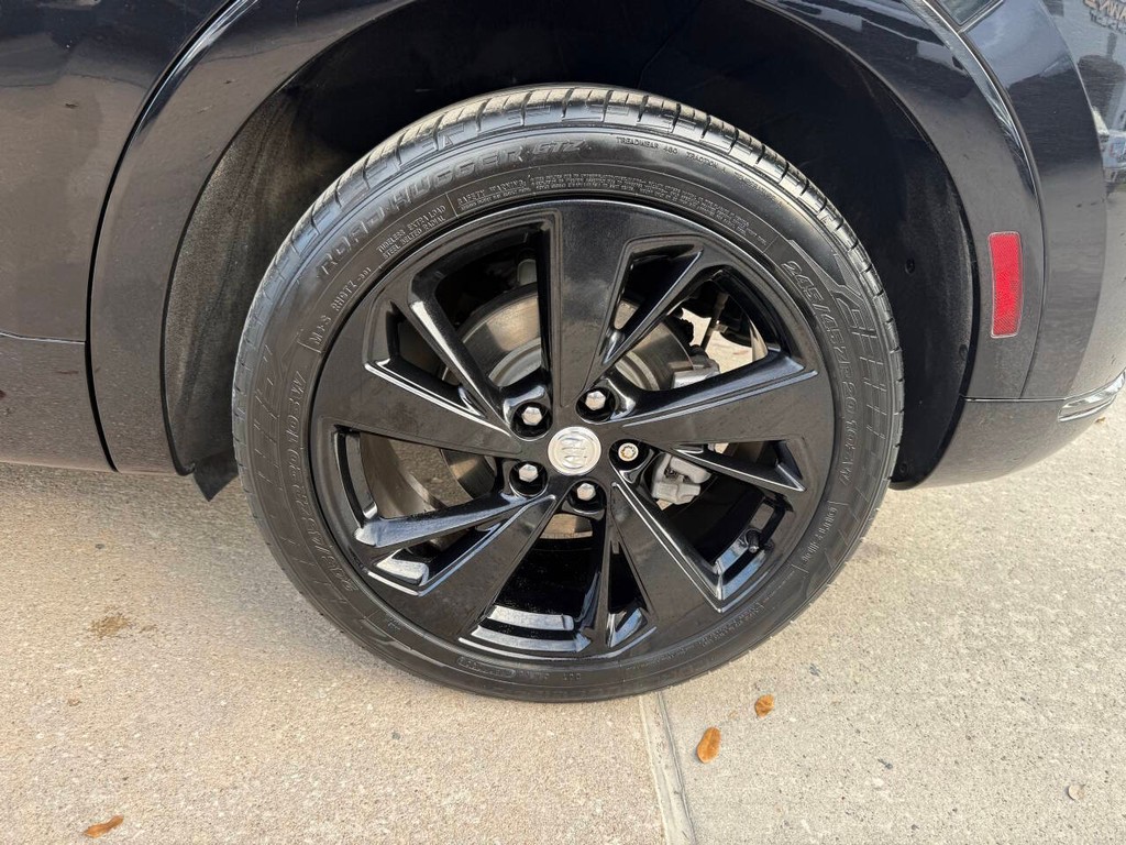 Buick Envision Vehicle Full-screen Gallery Image 34