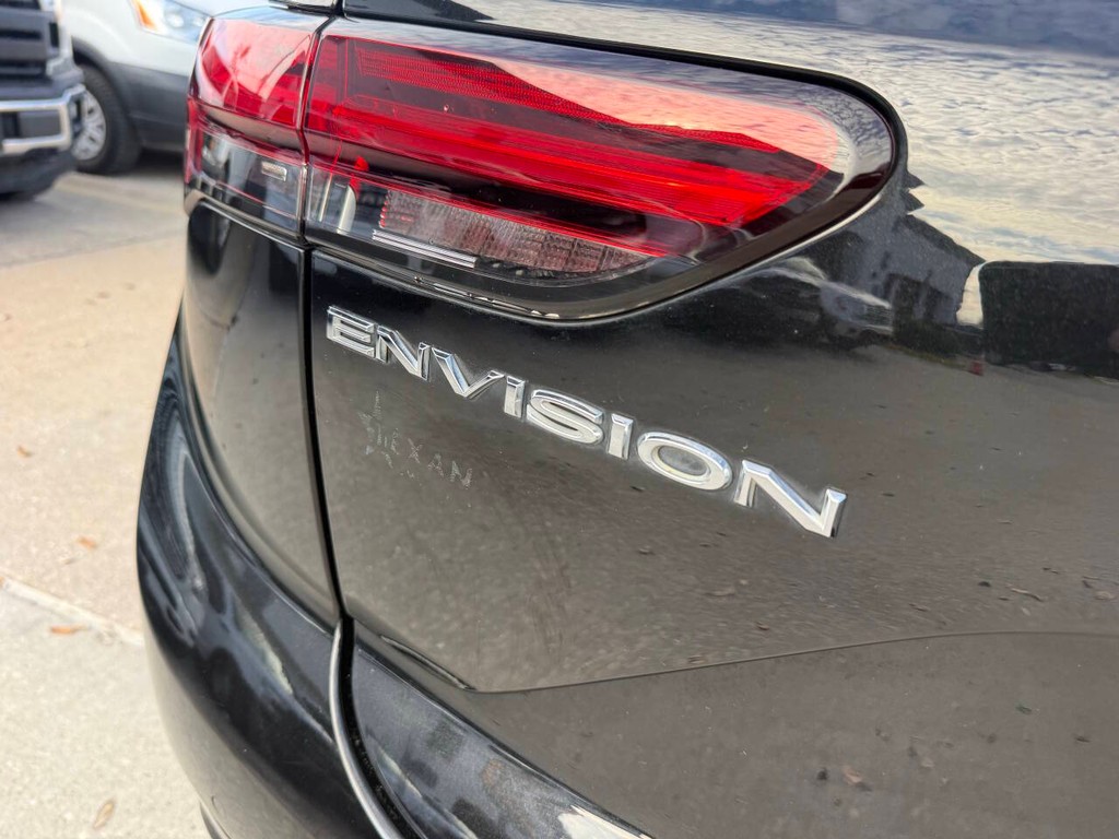 Buick Envision Vehicle Full-screen Gallery Image 39