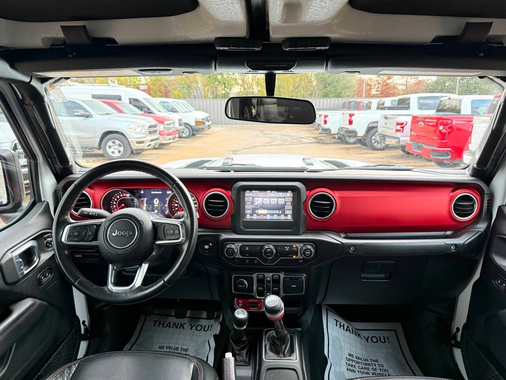 Jeep Gladiator Vehicle Full-screen Gallery Image 17