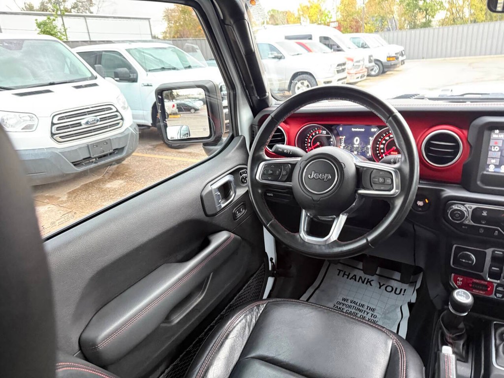 Jeep Gladiator Vehicle Full-screen Gallery Image 19