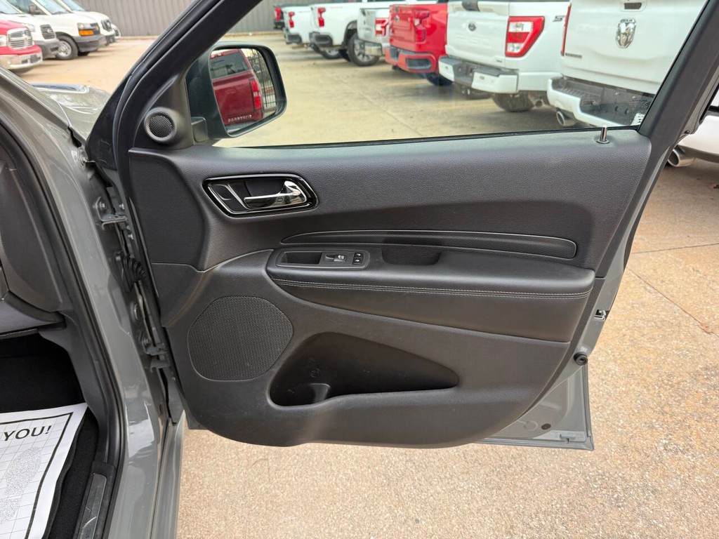 Dodge Durango Vehicle Full-screen Gallery Image 11