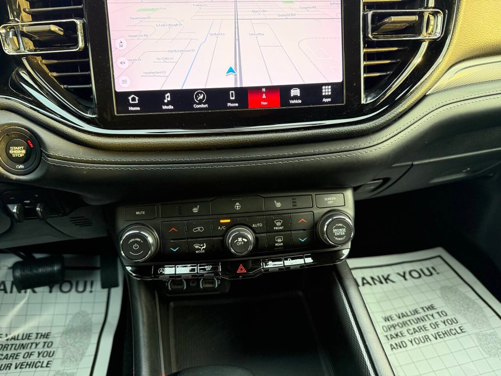 Dodge Durango Vehicle Full-screen Gallery Image 29