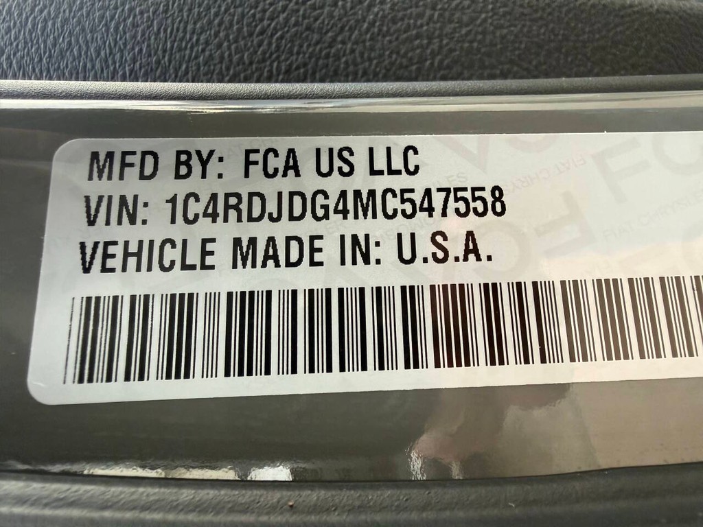 Dodge Durango Vehicle Full-screen Gallery Image 36