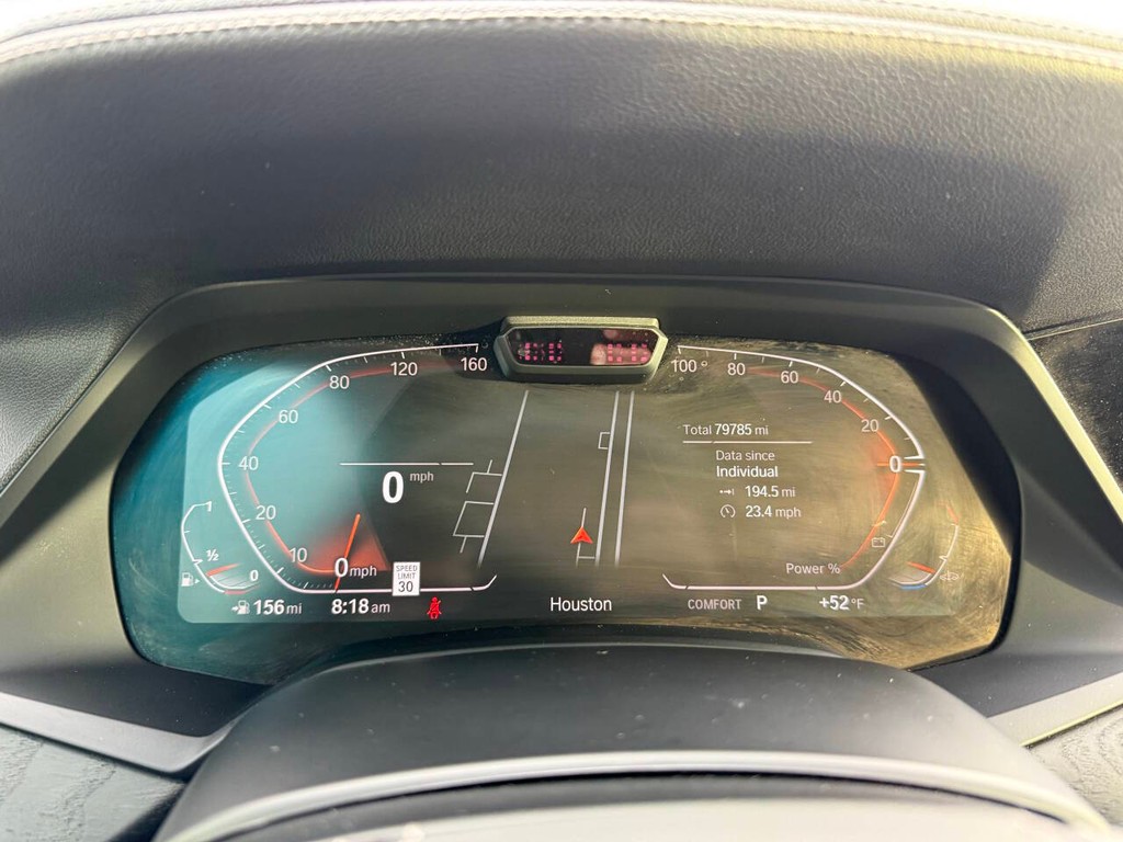 BMW X7 Vehicle Full-screen Gallery Image 37