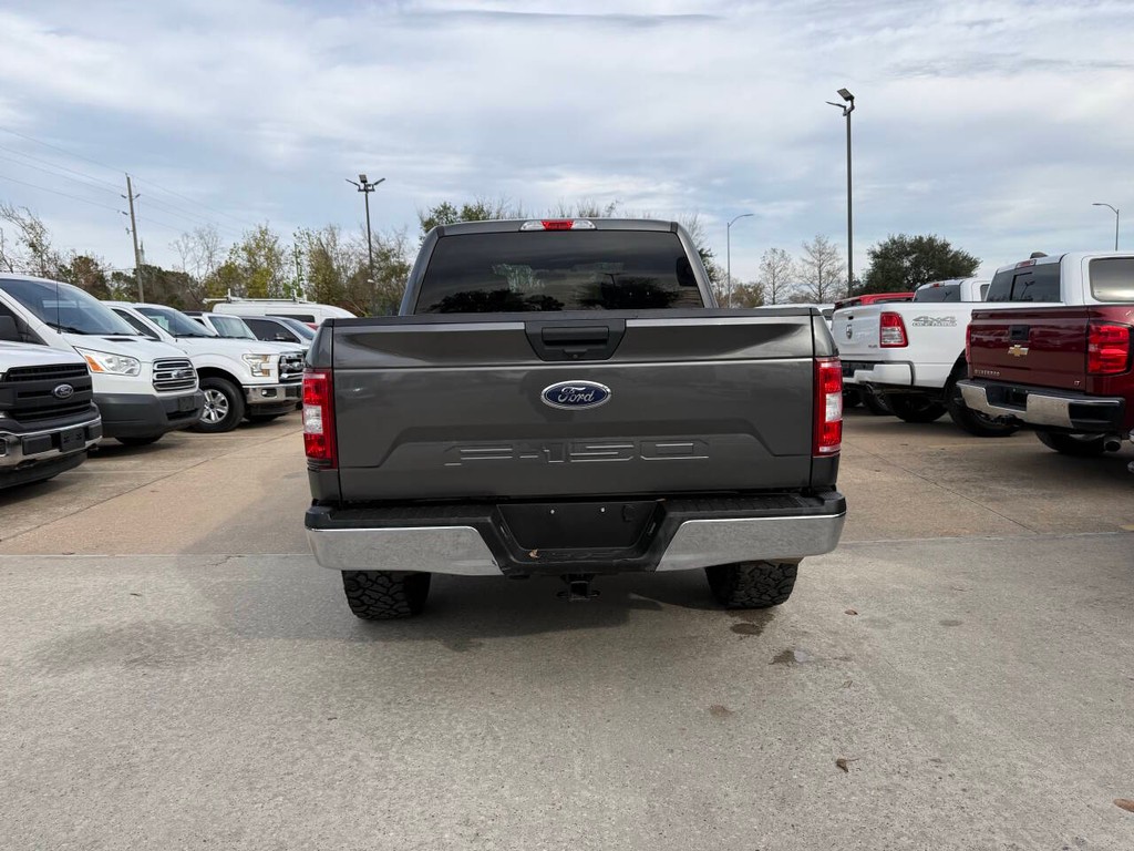 Ford F-150 Vehicle Full-screen Gallery Image 38