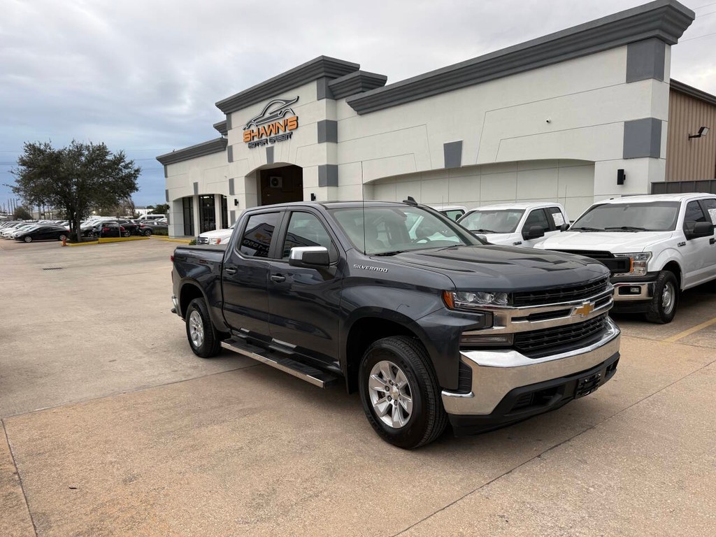 Chevrolet Silverado 1500 Vehicle Full-screen Gallery Image 02