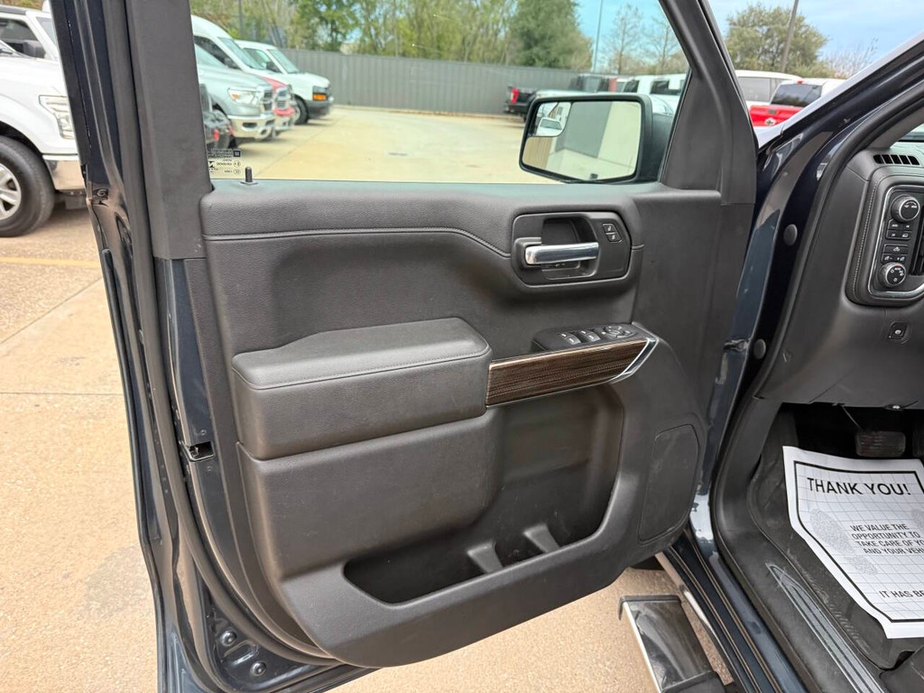 Chevrolet Silverado 1500 Vehicle Full-screen Gallery Image 08