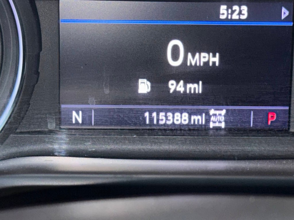 Chevrolet Silverado 1500 Vehicle Full-screen Gallery Image 34